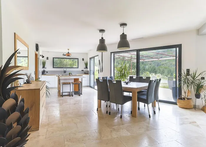 Etoile Du Sud Saint-Jean-du-Gard